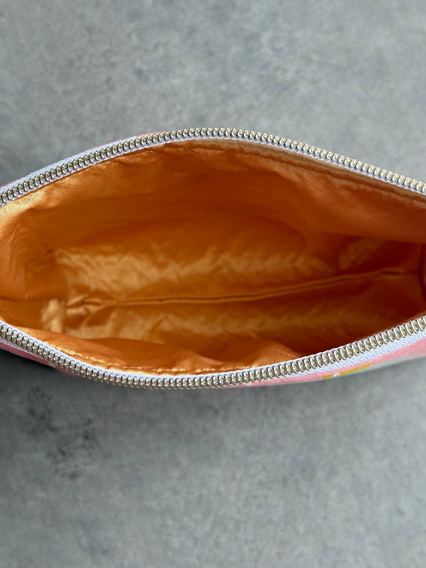 Large Zipper Pouch in Perfume